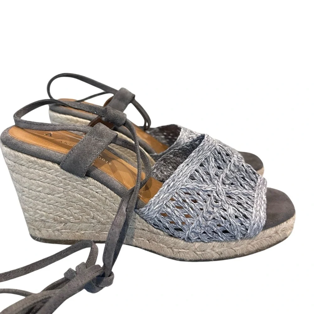 Anthropologie airy basket